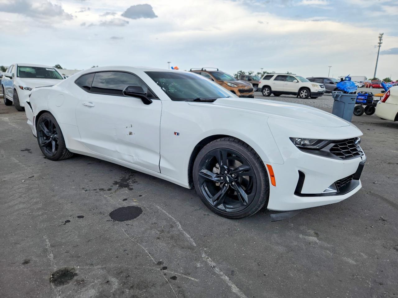 2019 Chevrolet Camaro Ls/Lt - Image 4