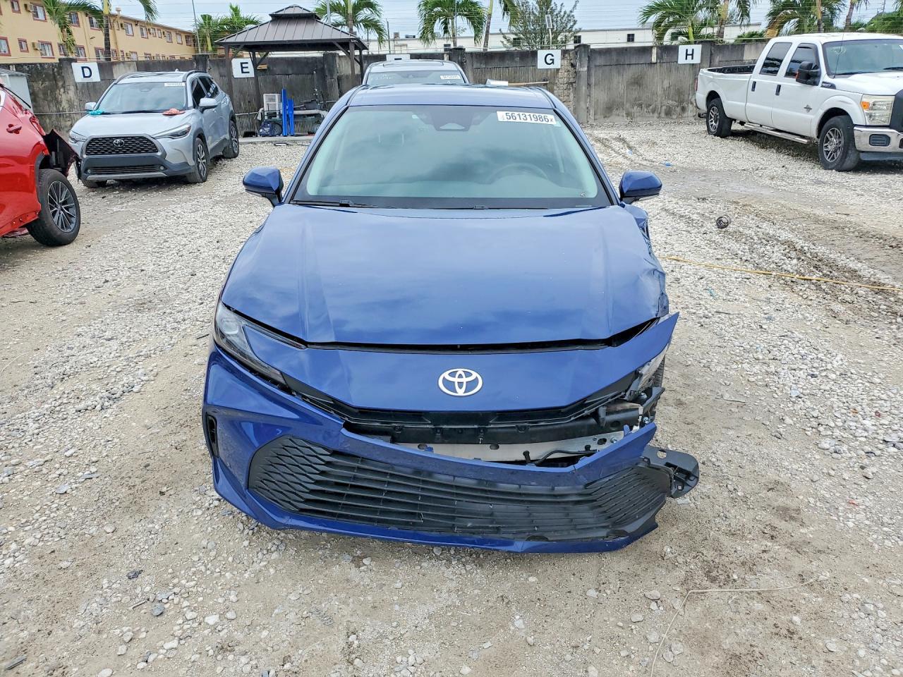 2025 Toyota Camry Le - Фото 5