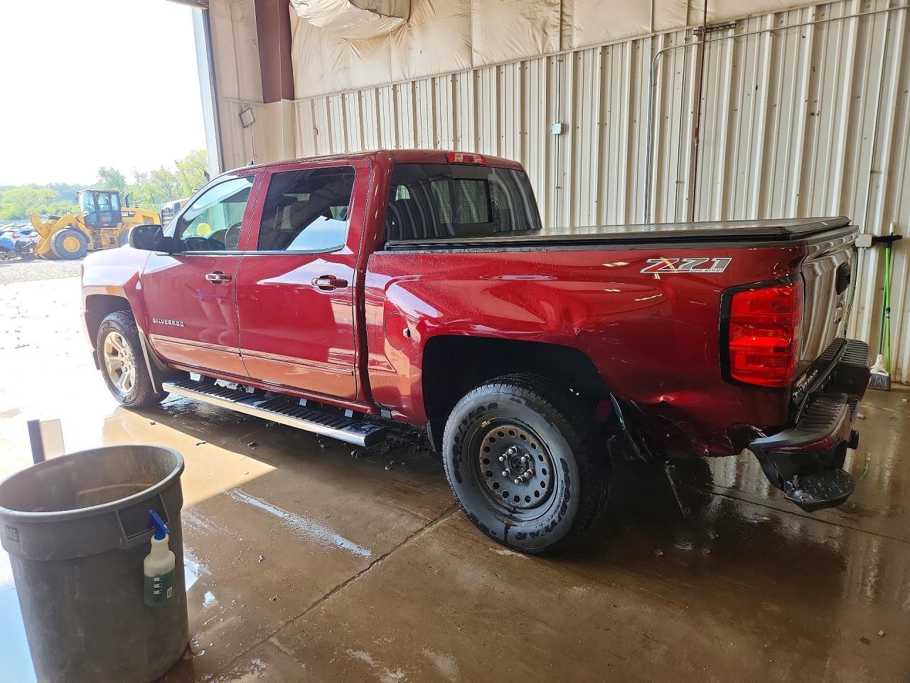 2017 Chevrolet Silverado K1500 Lt - Image 2