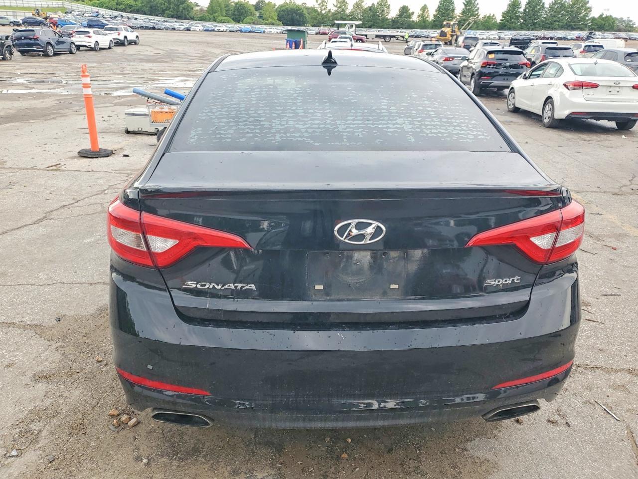 2017 Hyundai Sonata Sport - Image 6