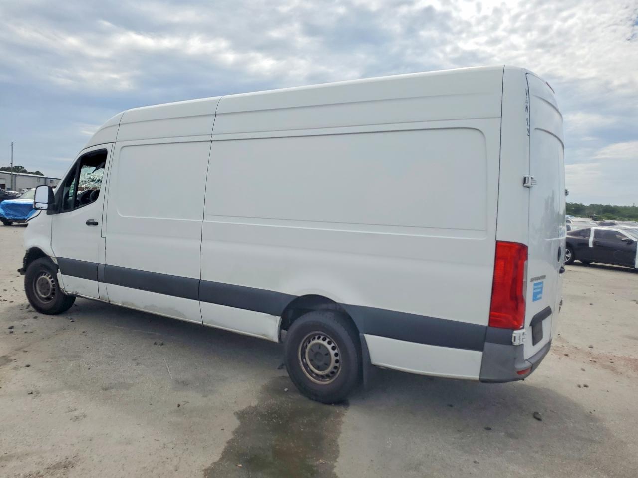 2022 Mercedes Benz Sprinter 2500 Delivery Van - Image 2