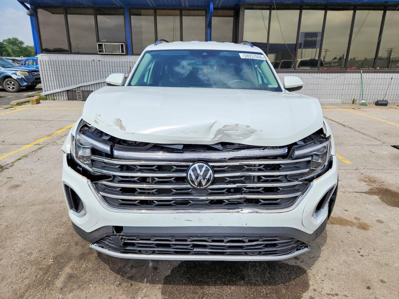 2024 Volkswagen Atlas Se - Image 5