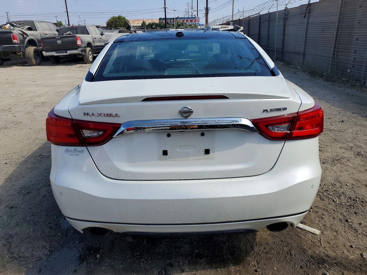 2016 Nissan Maxima Platinum - Image 6