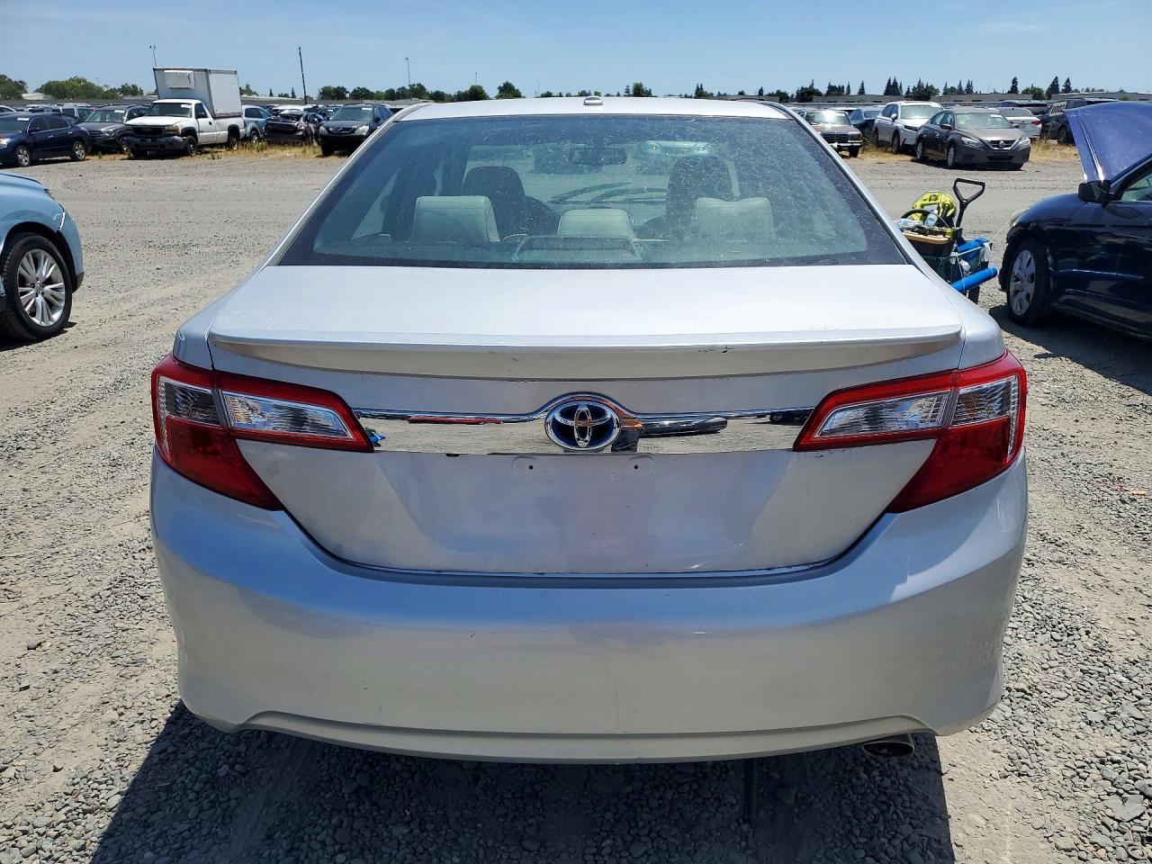 2013 Toyota Camry Hybrid Xle - Image 6