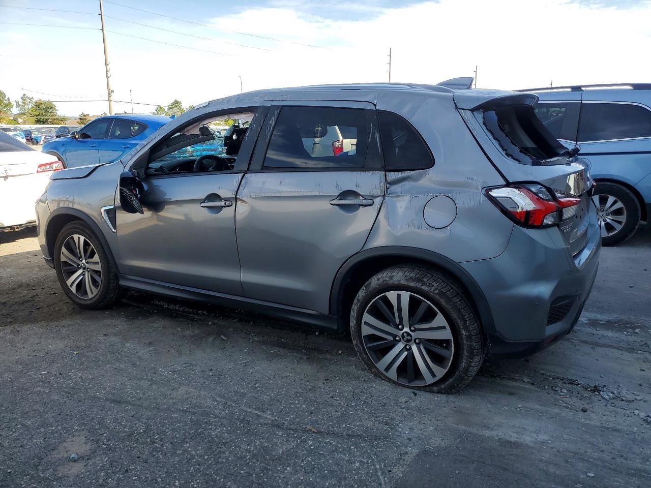 2021 Mitsubishi Outlander Sport Es - Фото 2