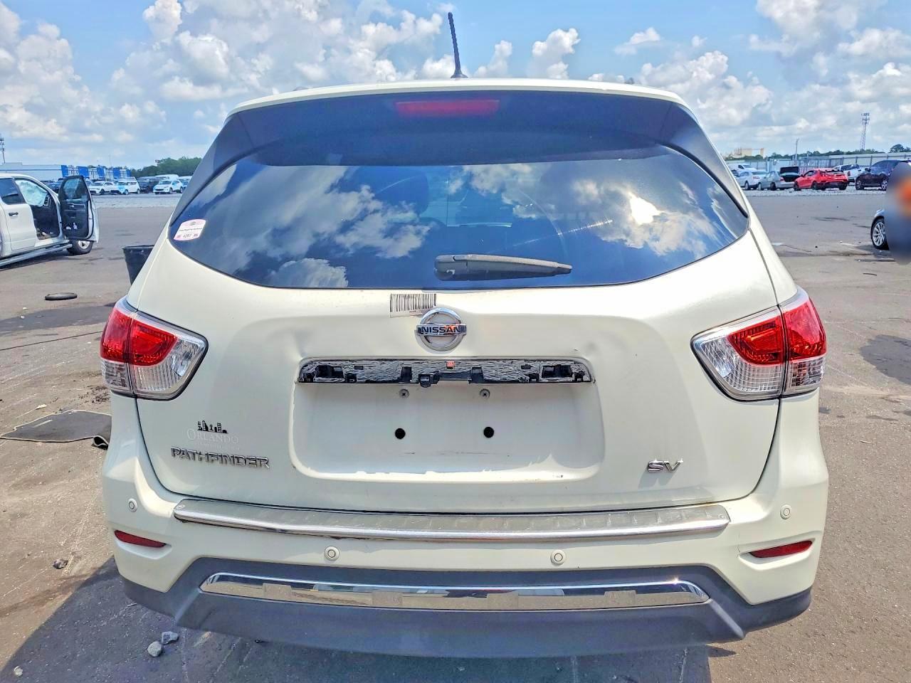 2015 Nissan Pathfinder Sv - Image 6