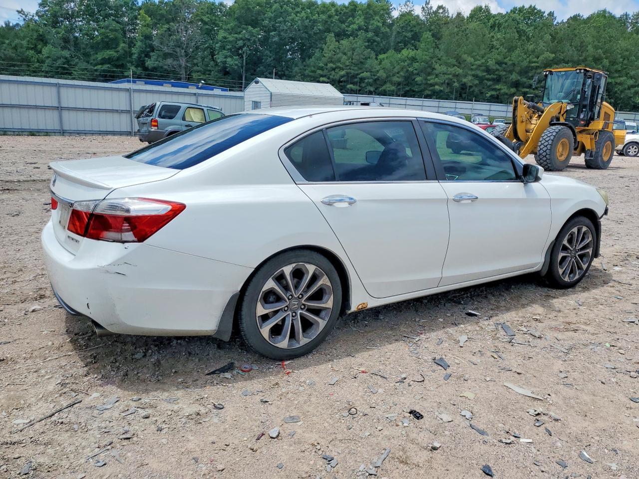 2013 Honda Accord Sport - Image 3