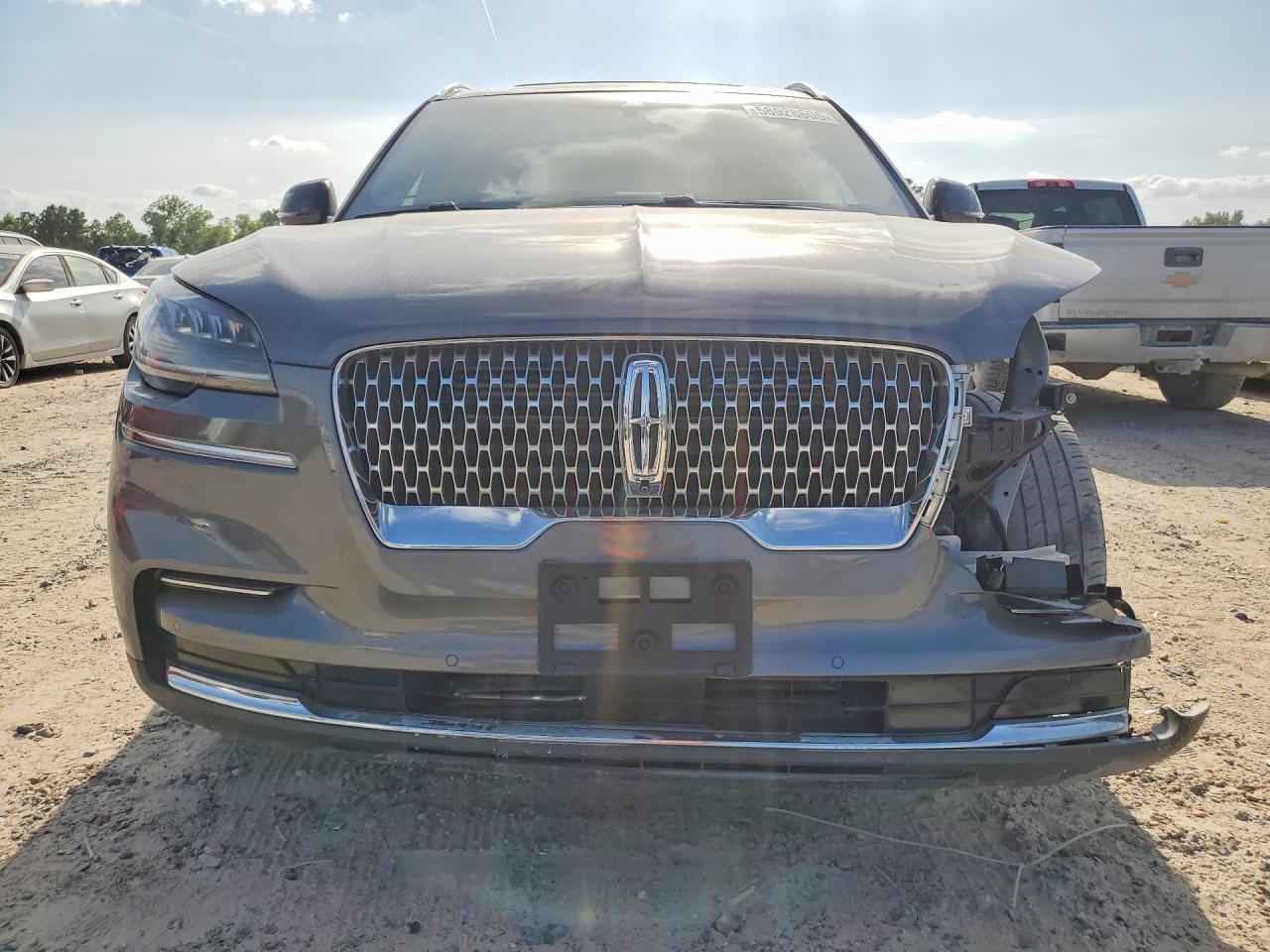 2022 Lincoln Aviator Reserve - Image 5