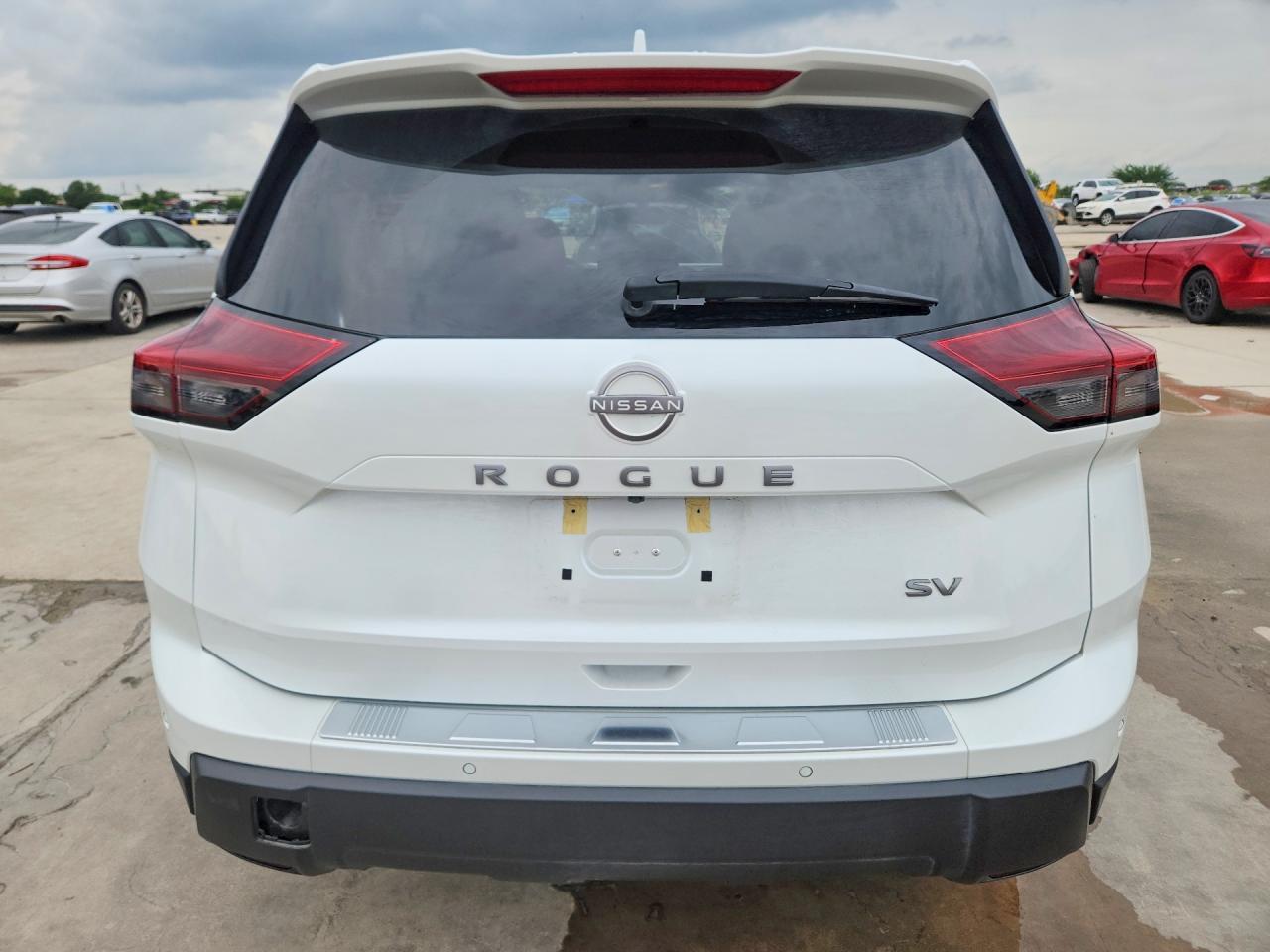 2024 Nissan Rogue Sv - Image 6