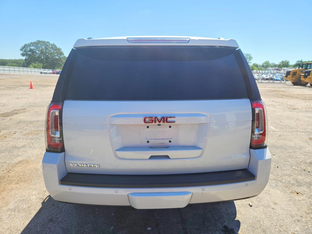 2016 GMC Yukon Slt - Фото 6