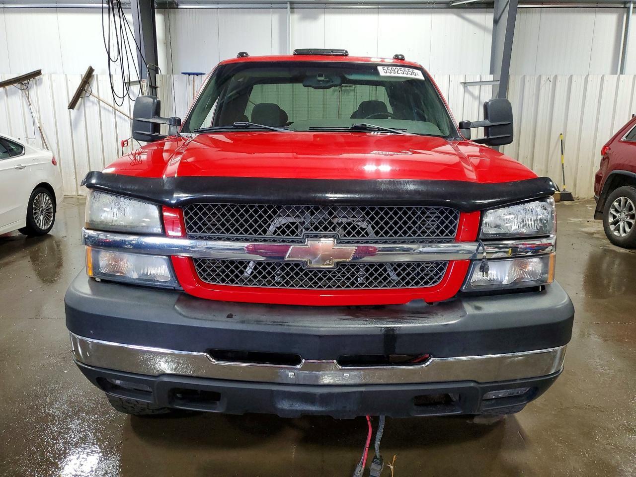 2004 Chevrolet Silverado K2500 Heavy Duty - Image 5