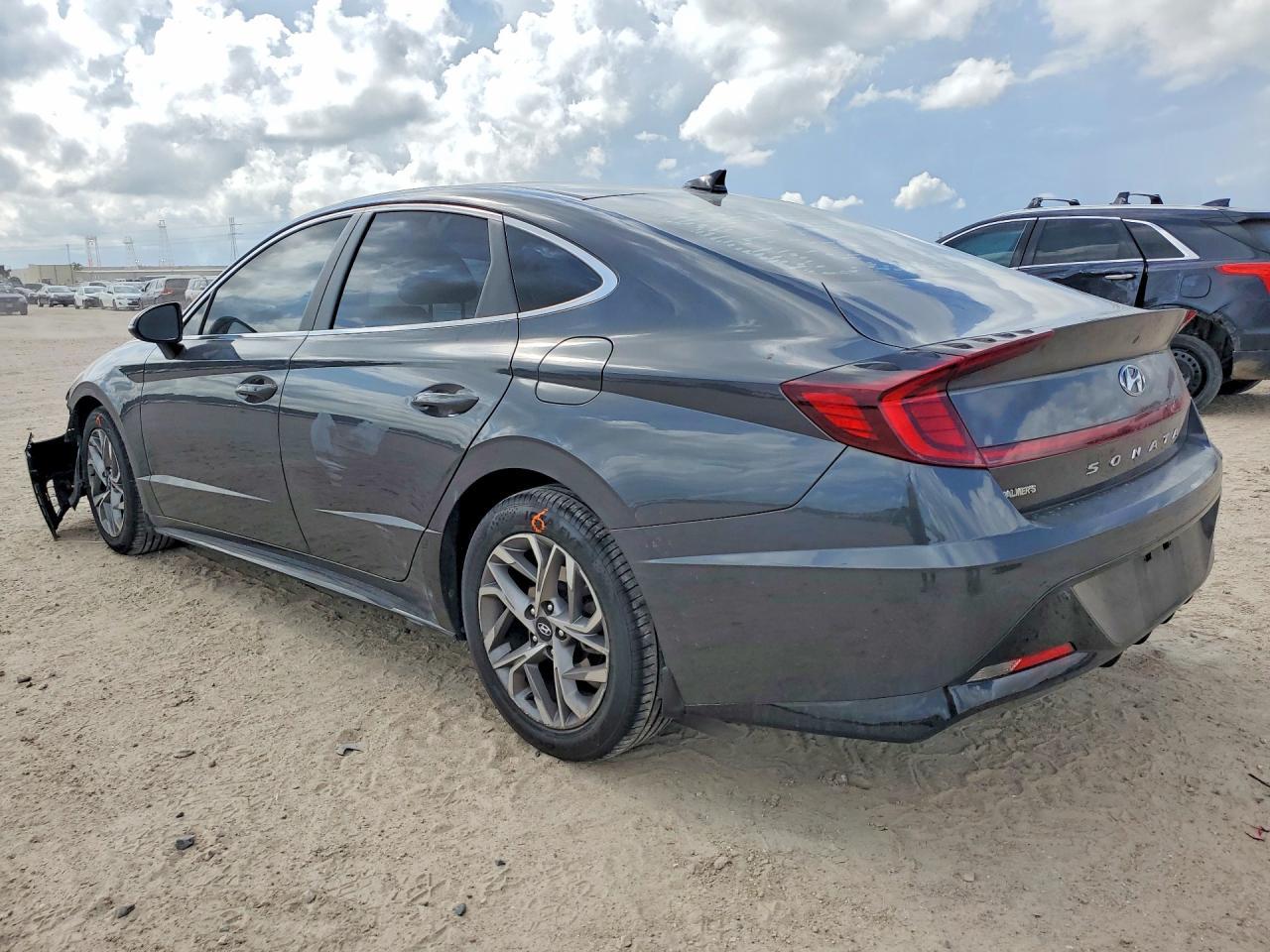2021 Hyundai Sonata Sel - Image 2