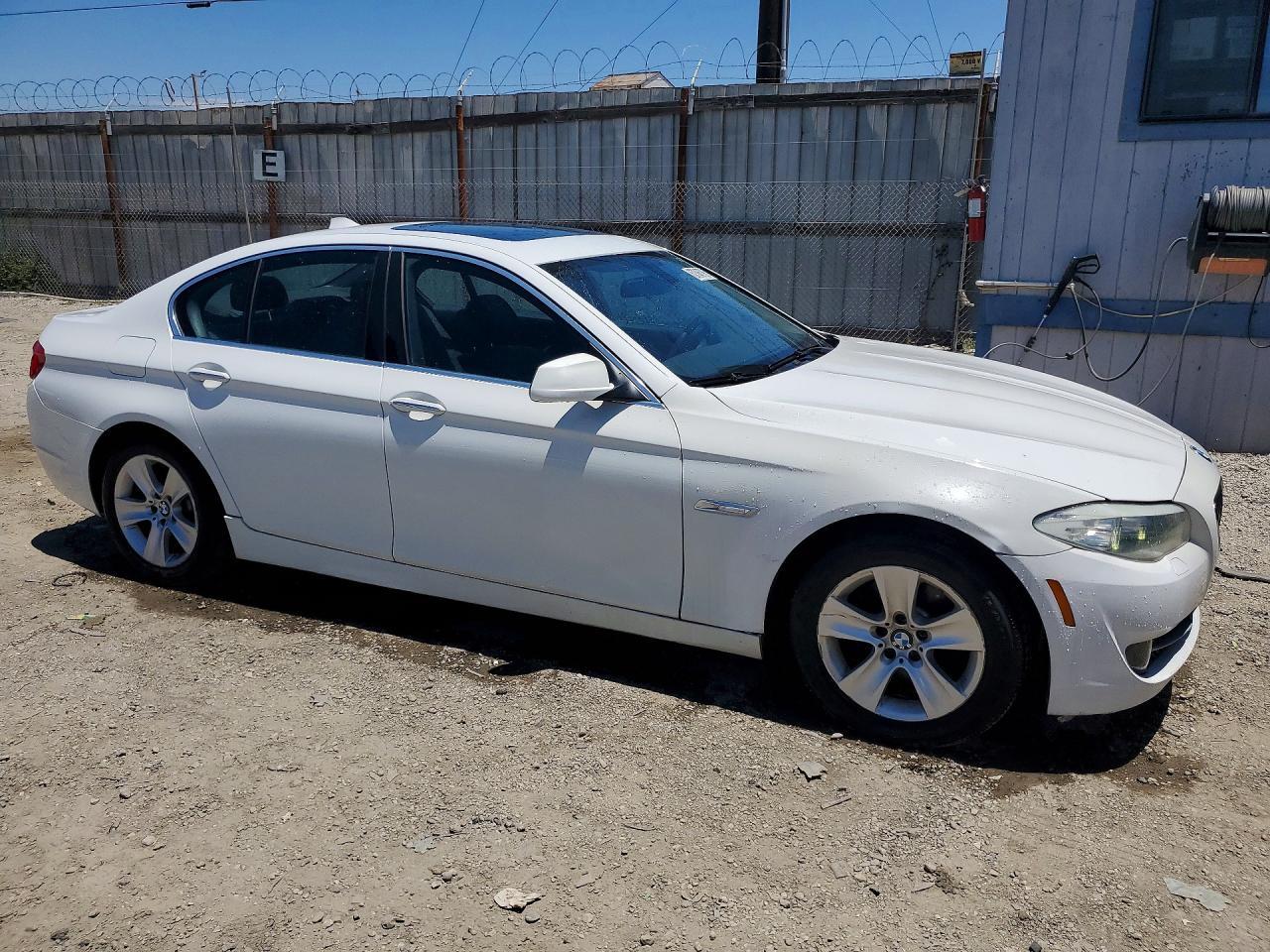 2013 BMW 528 I - Image 4