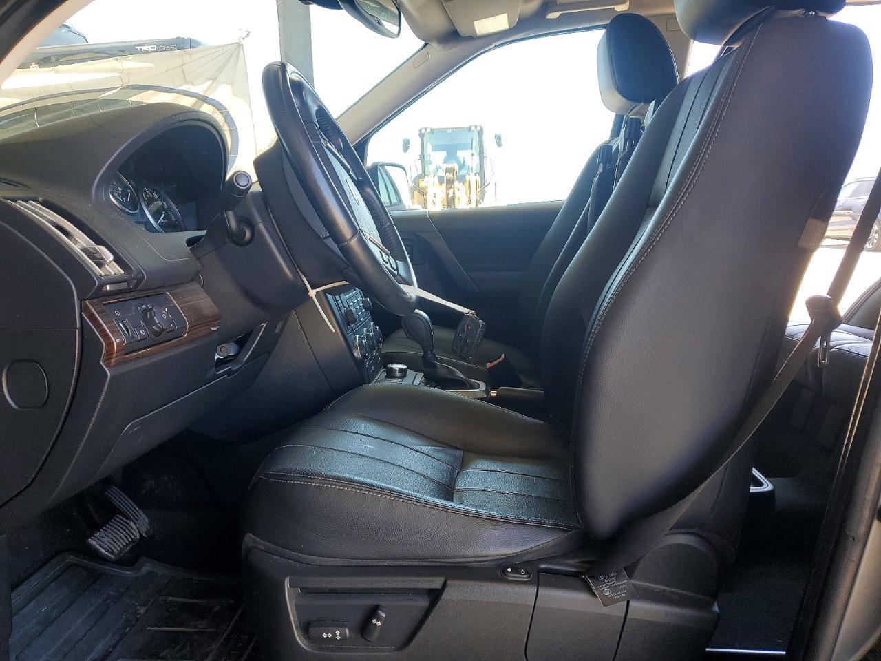 2011 Land Rover Lr2 - Image 7