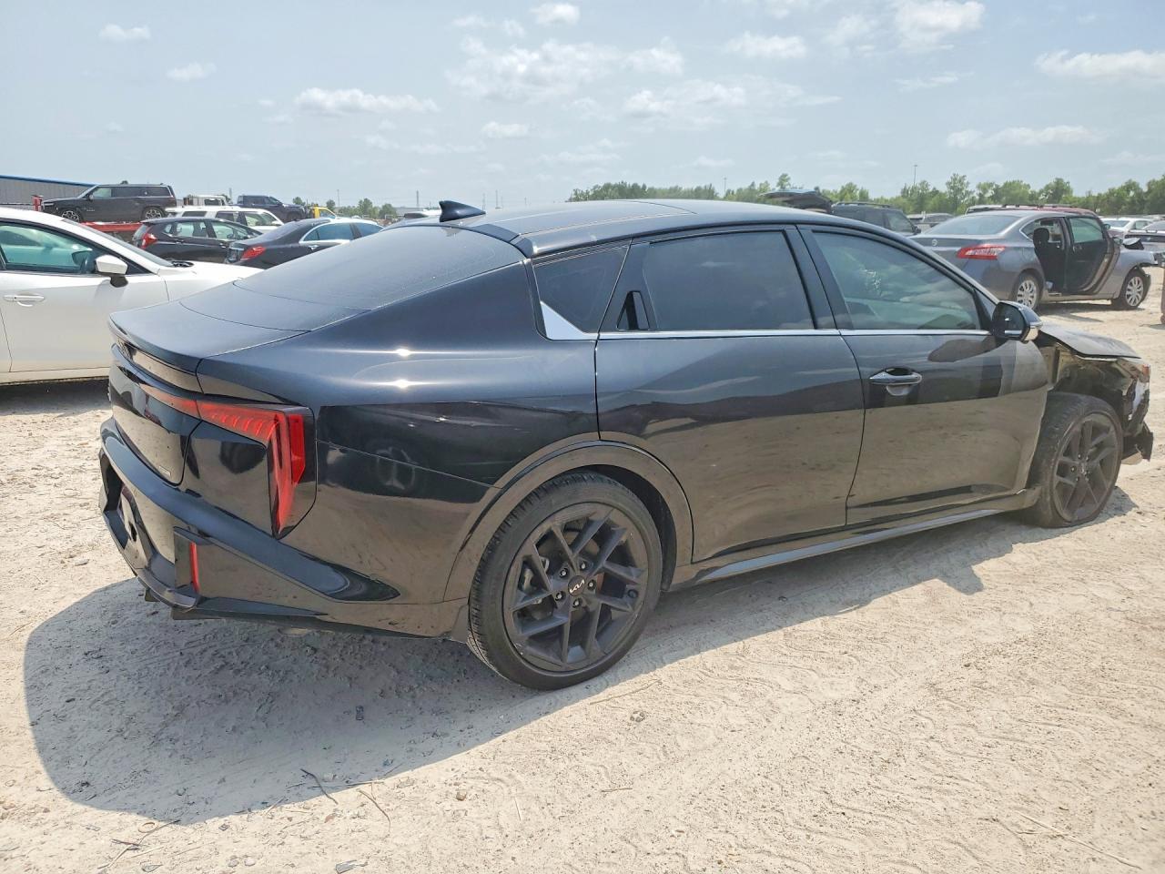 2025 Kia K4 Gt-Line Turbo - Фото 3