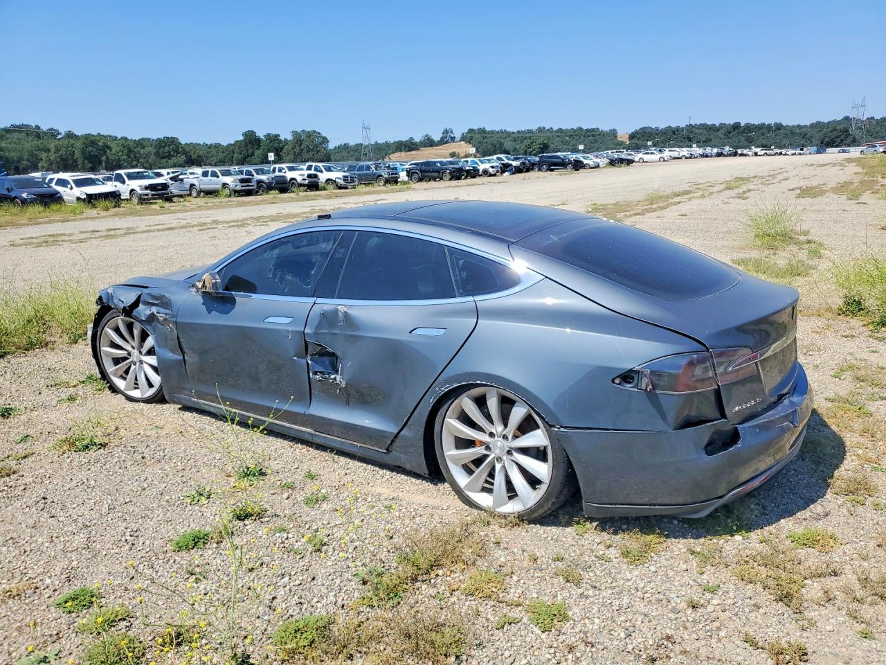 2013 Tesla Model S - Image 2