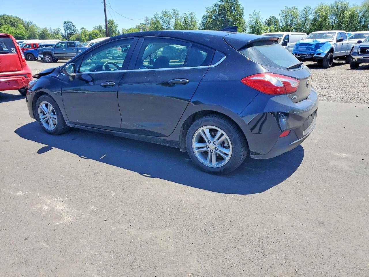 2017 Chevrolet Cruze Lt - Фото 2