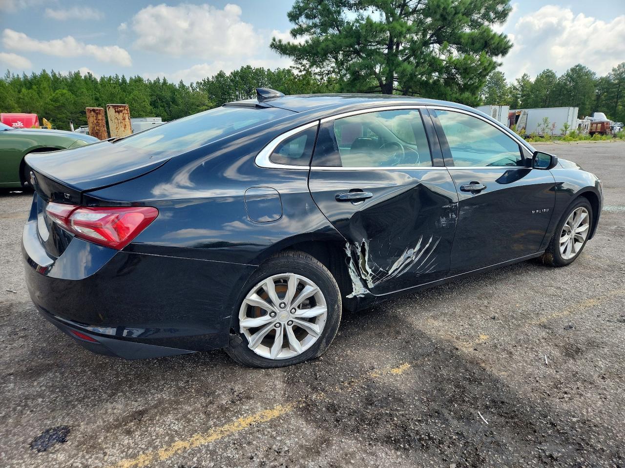 2021 Chevrolet Malibu Lt - Image 3