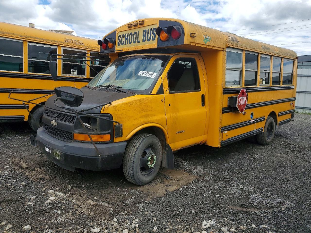 2009 Chevrolet Express Cu - School Bus - Image 2