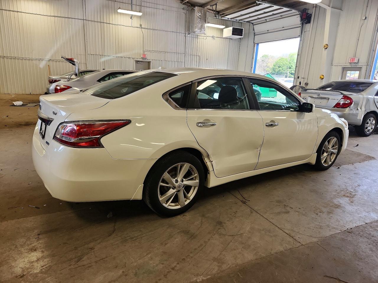 2014 Nissan Altima 2.5 Sv - Фото 3