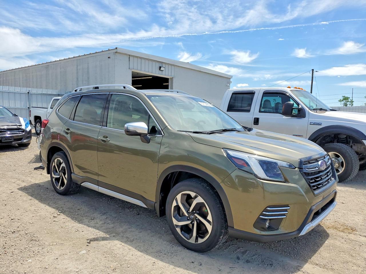 2022 Subaru Forester Touring - Фото 4