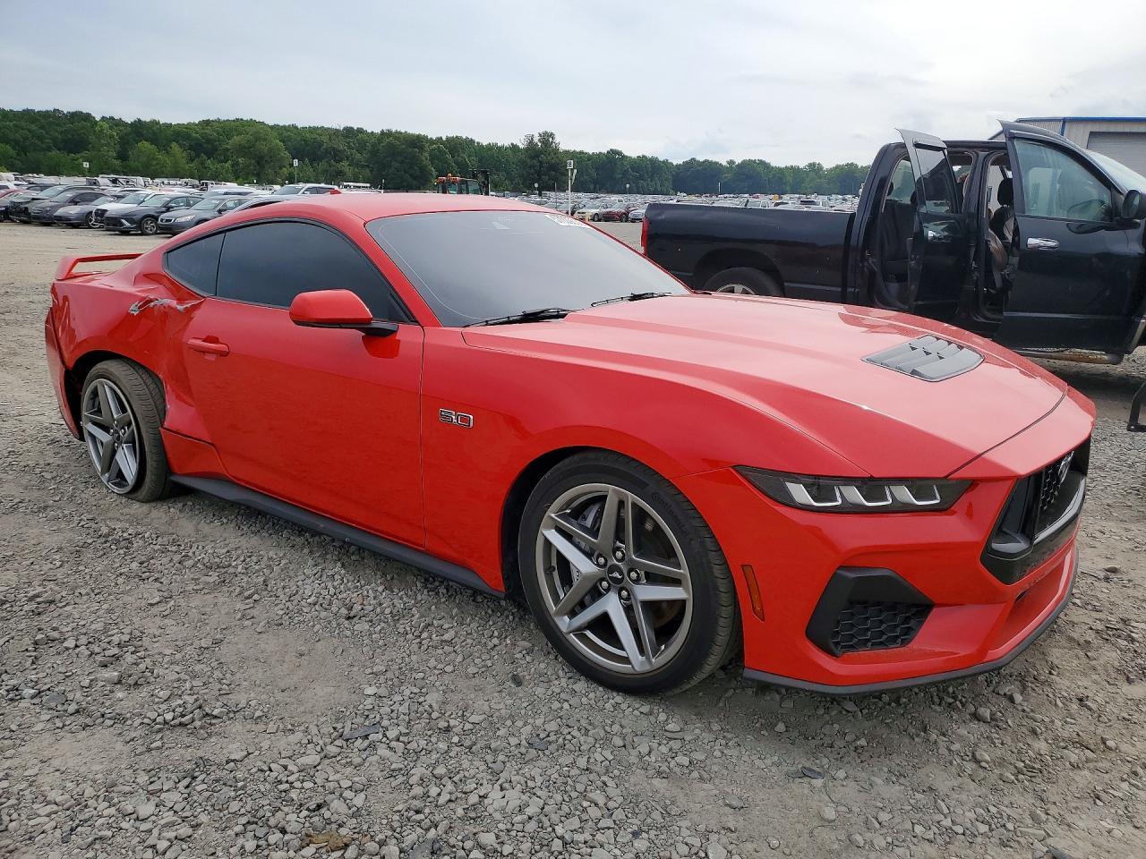 2024 Ford Mustang Gt - Фото 4