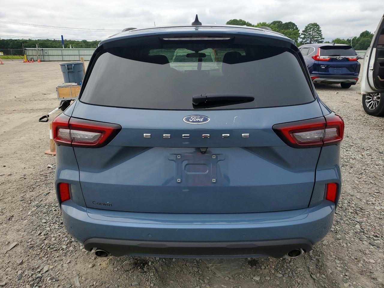 2023 Ford Escape St Line - Image 6