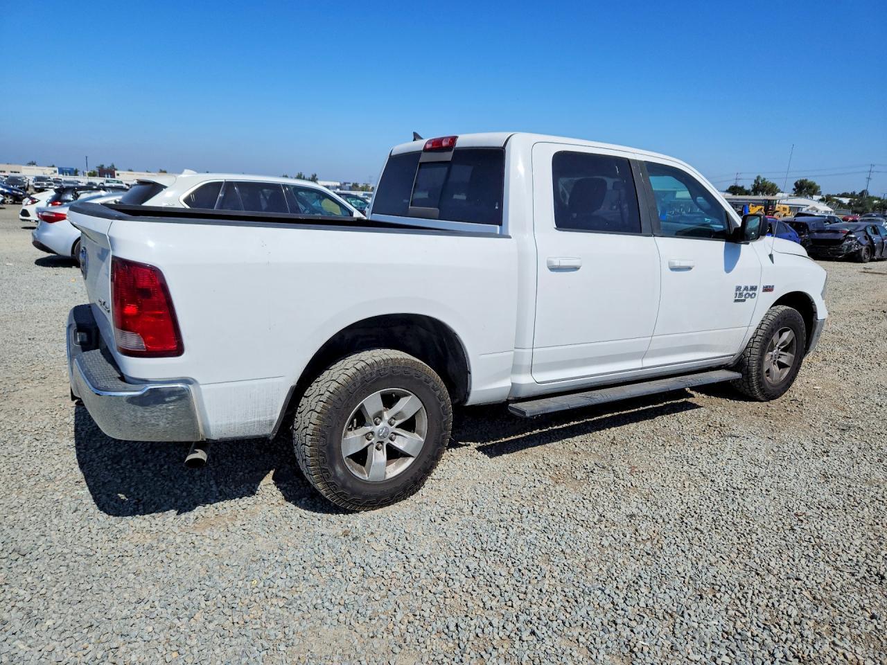 2019 Ram 1500 Classic Slt - Image 3