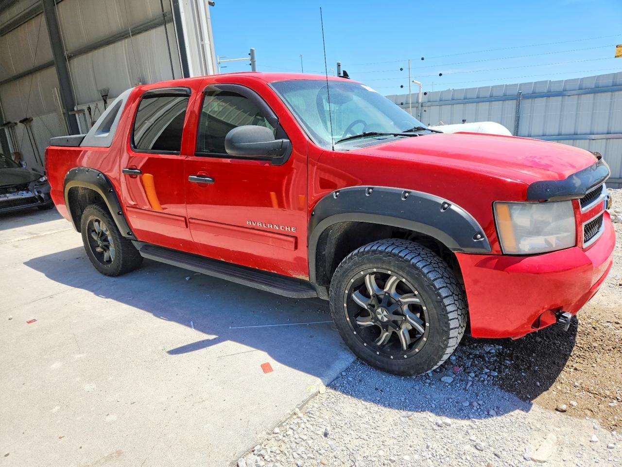 2011 Chevrolet Avalanche Ls - Фото 4
