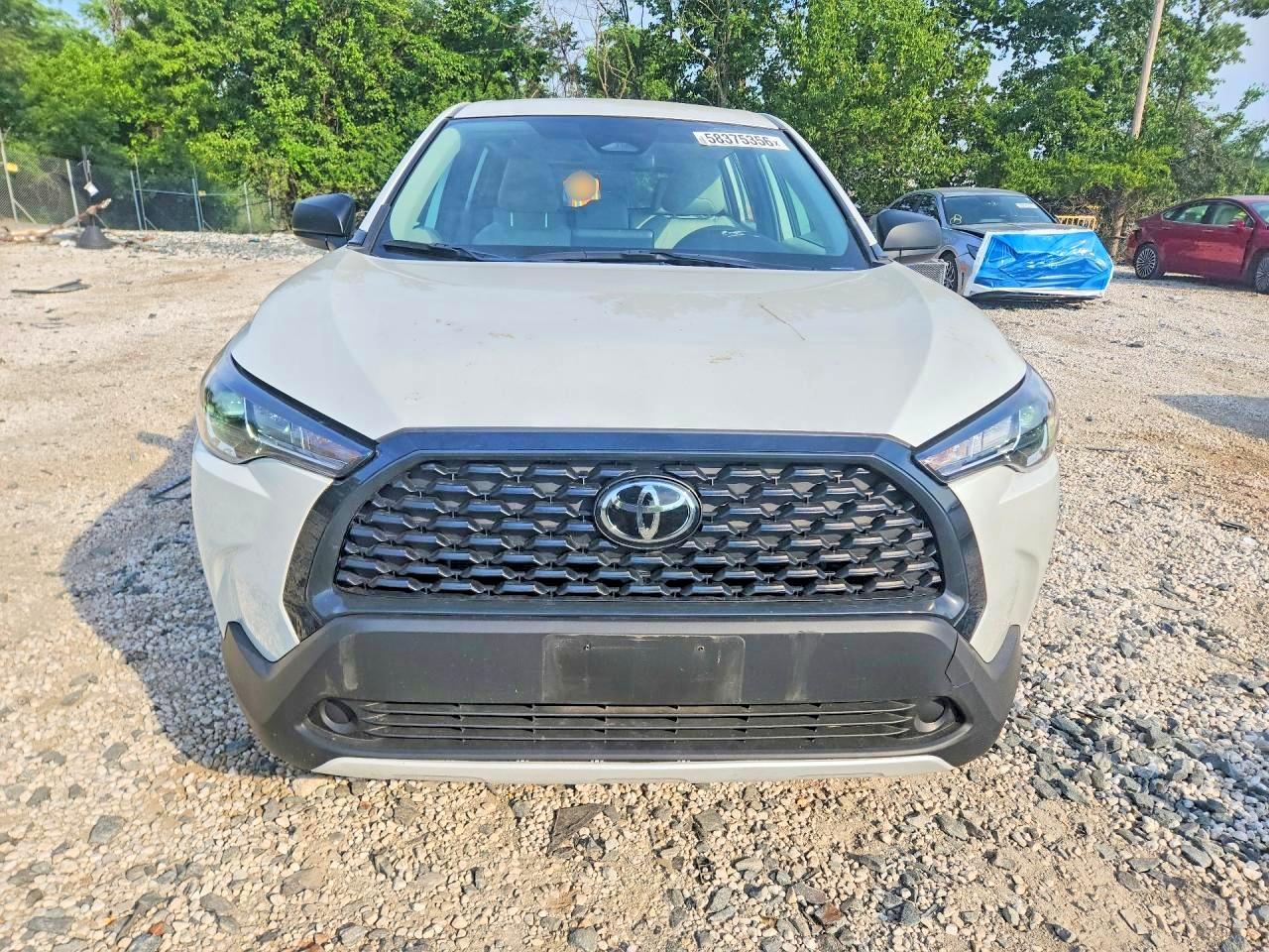 2024 Toyota Corolla Cross L - Image 5