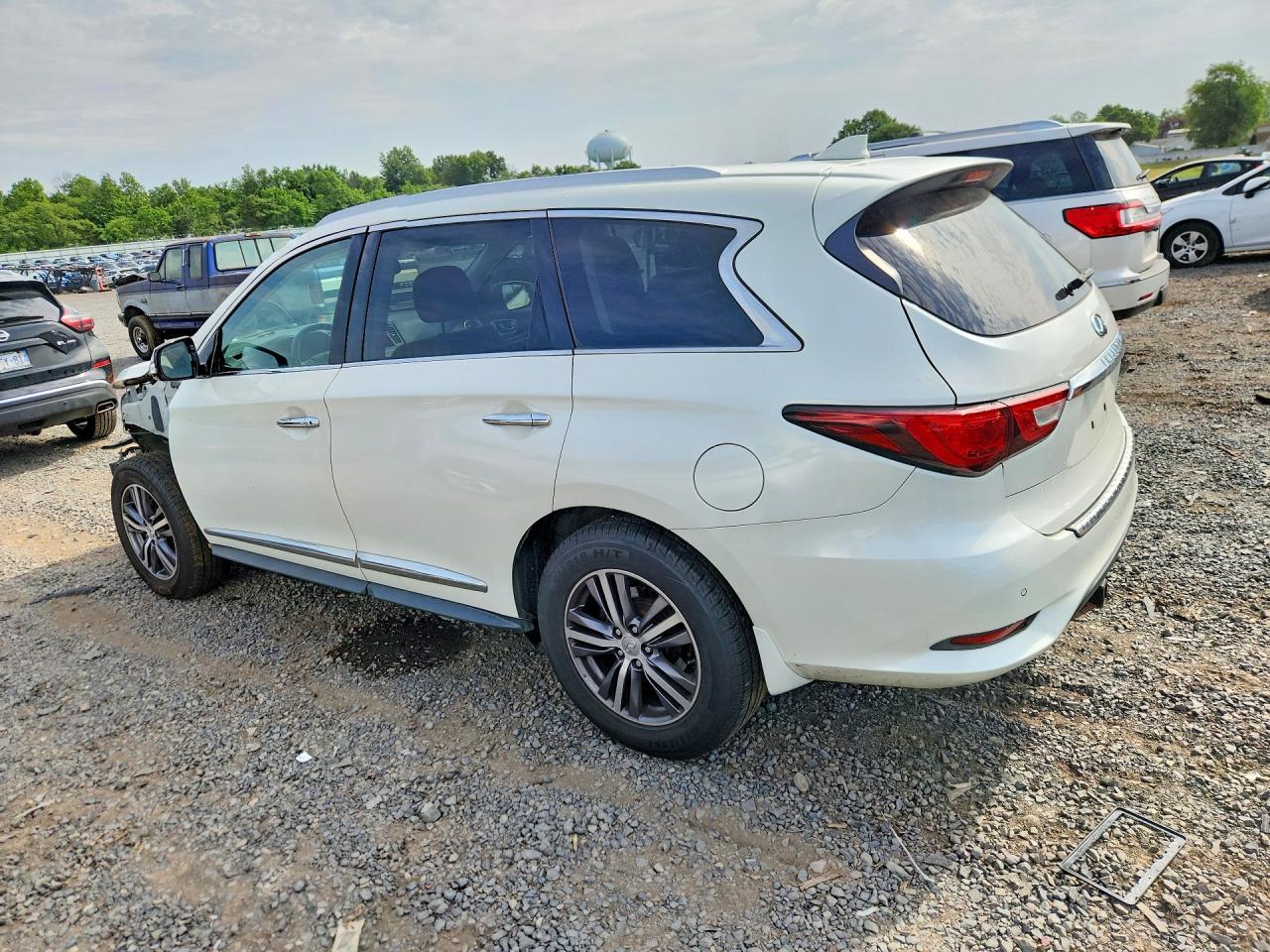 2017 Infiniti Qx60 Base - Фото 2