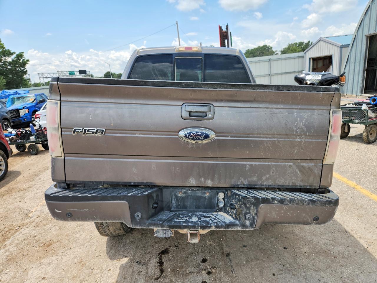 2011 Ford F150 Supercrew - Image 6