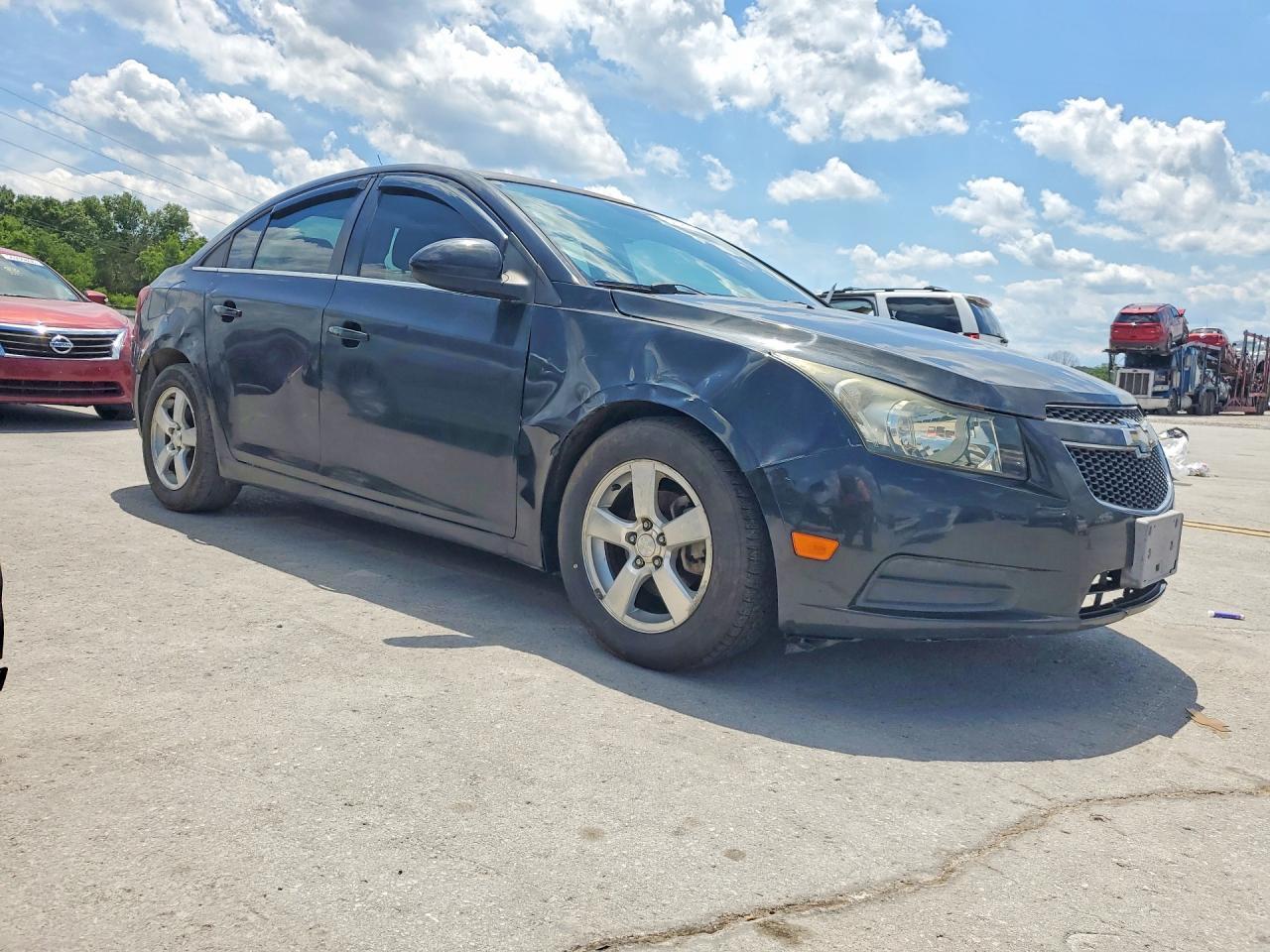 2013 Chevrolet Cruze Lt - Image 4