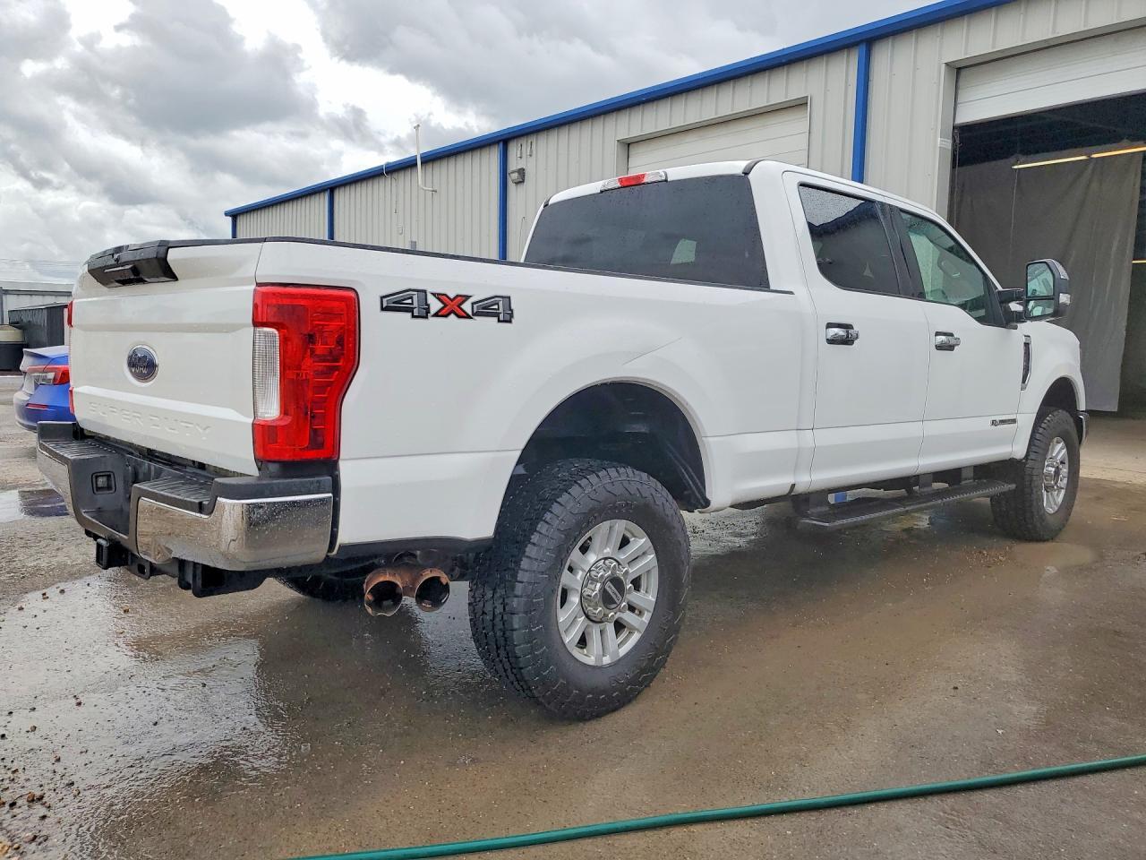 2019 Ford F250 Super Duty - Image 3