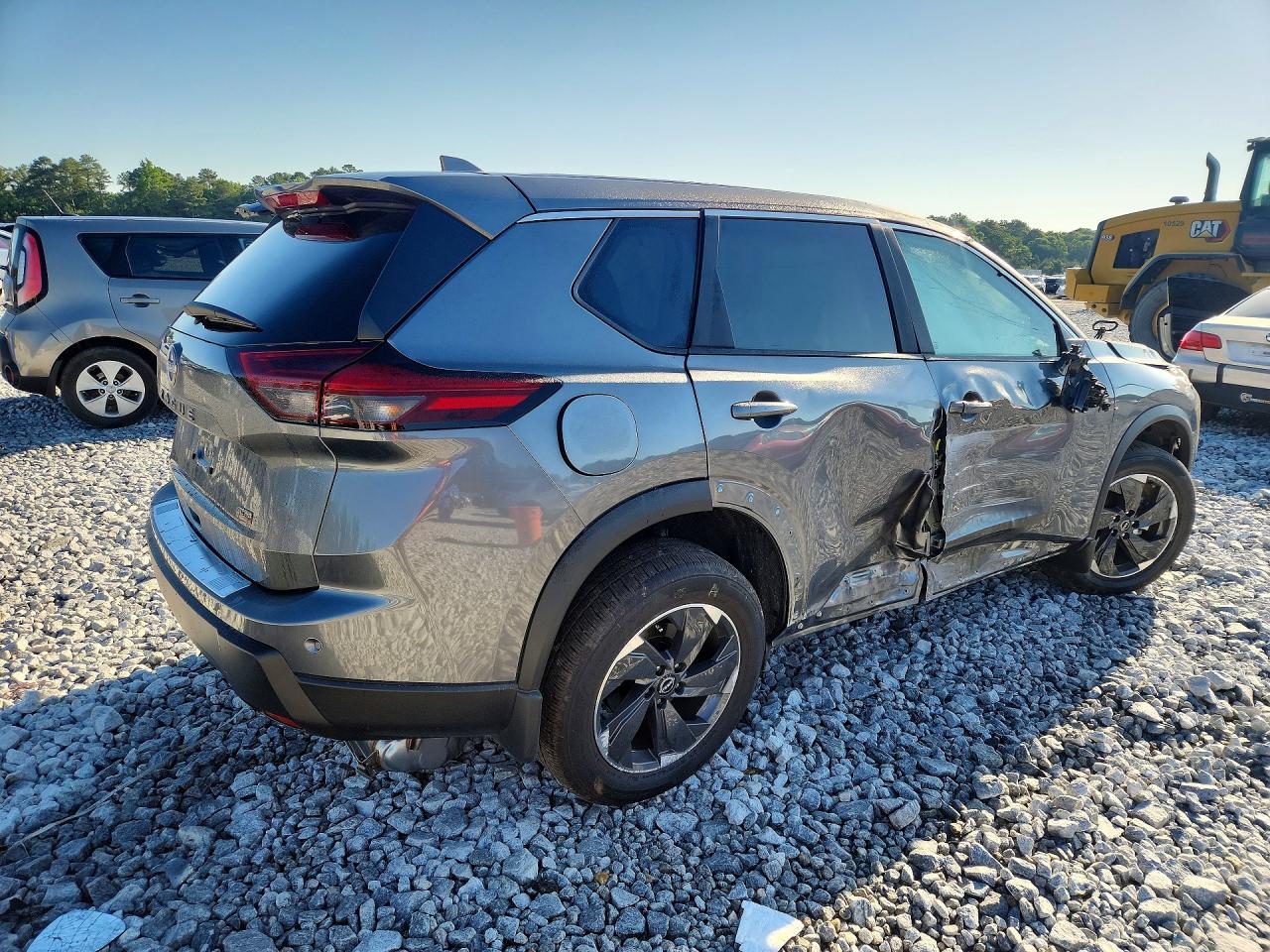 2026 Nissan Rogue Sv - Фото 3