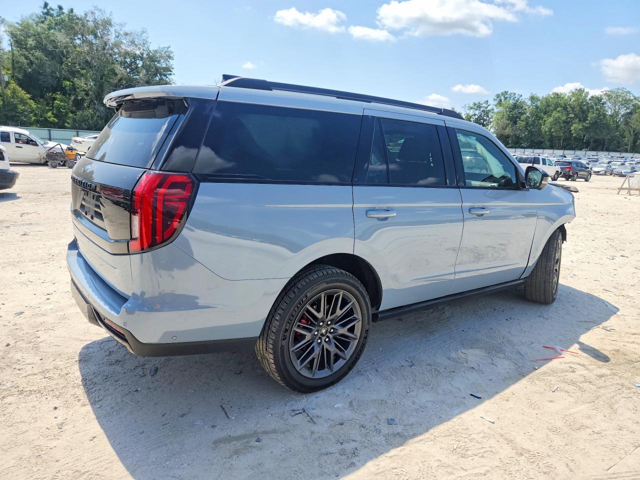 2025 Ford Expedition Platinum - Фото 3
