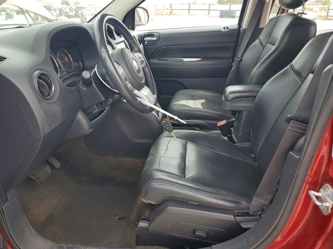 2016 Jeep Compass Latitude - Image 7