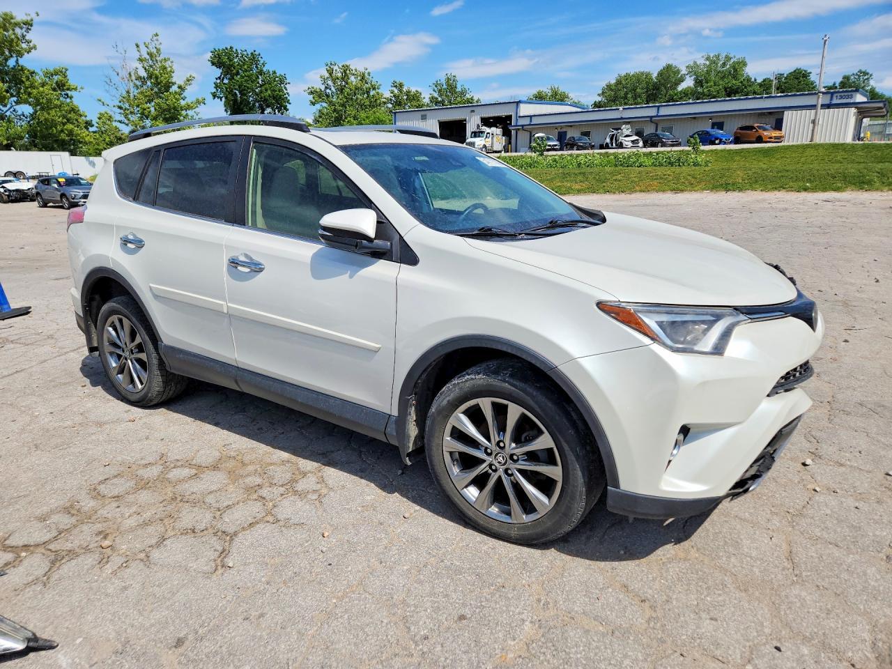 2018 Toyota Rav4 Limited - Фото 4