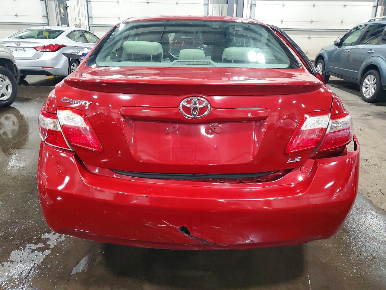 2009 Toyota Camry Le - Фото 6