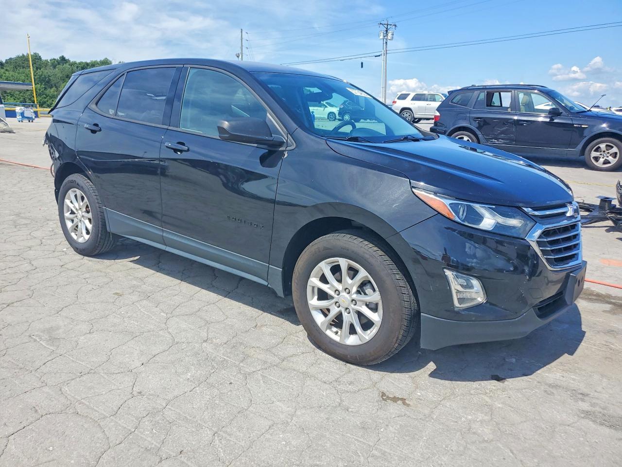 2019 Chevrolet Equinox Ls - Фото 4