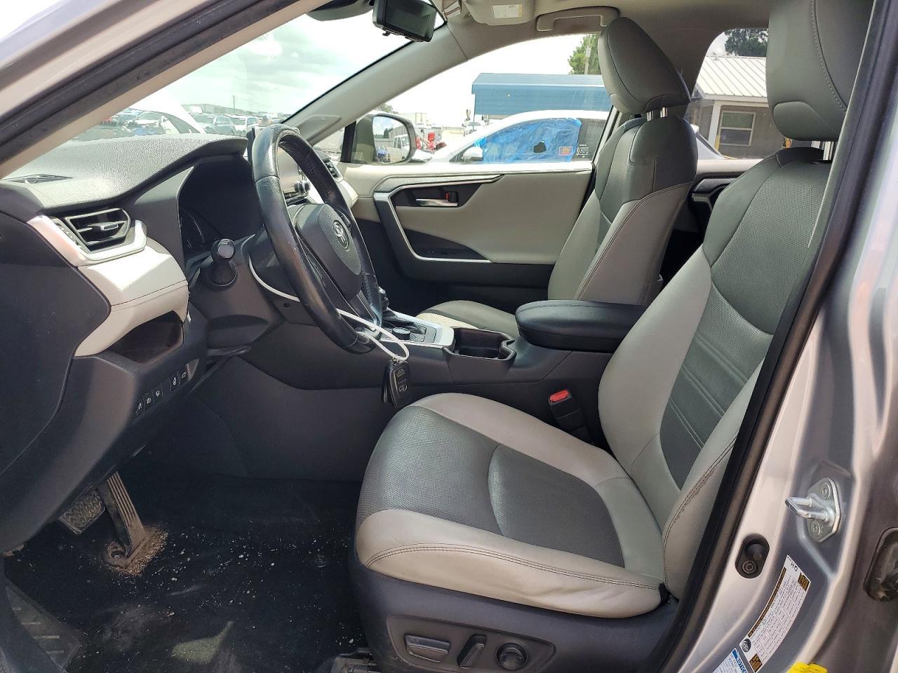 2019 Toyota Rav4 Limited - Фото 7