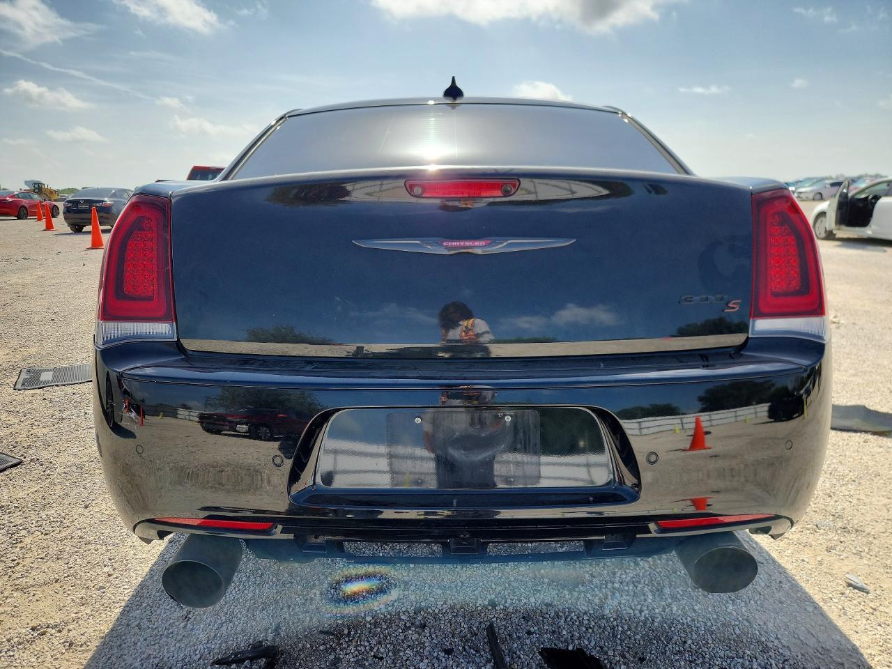 2023 Chrysler 300 S - Фото 6