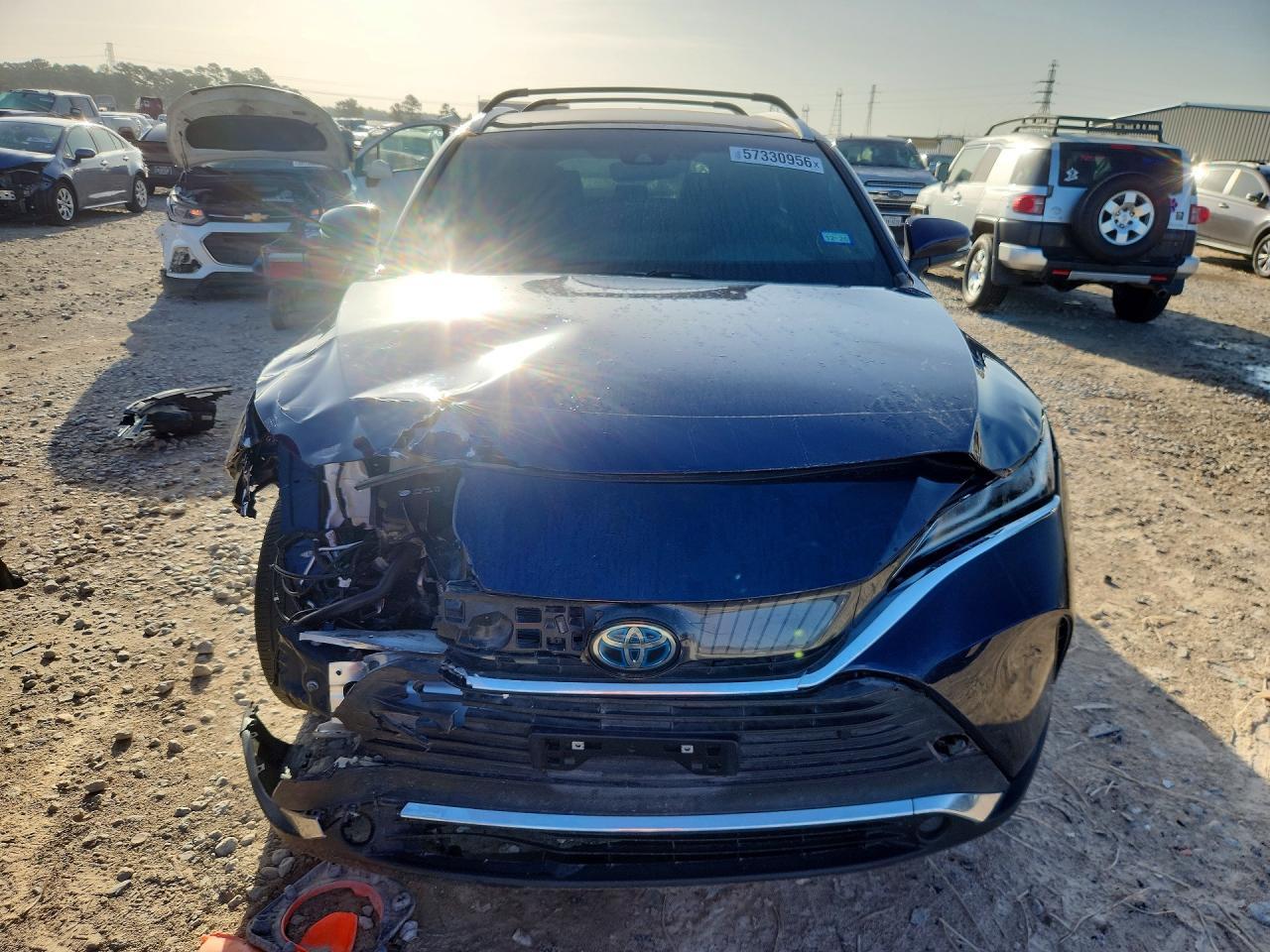 2021 Toyota Venza Xle - Image 5