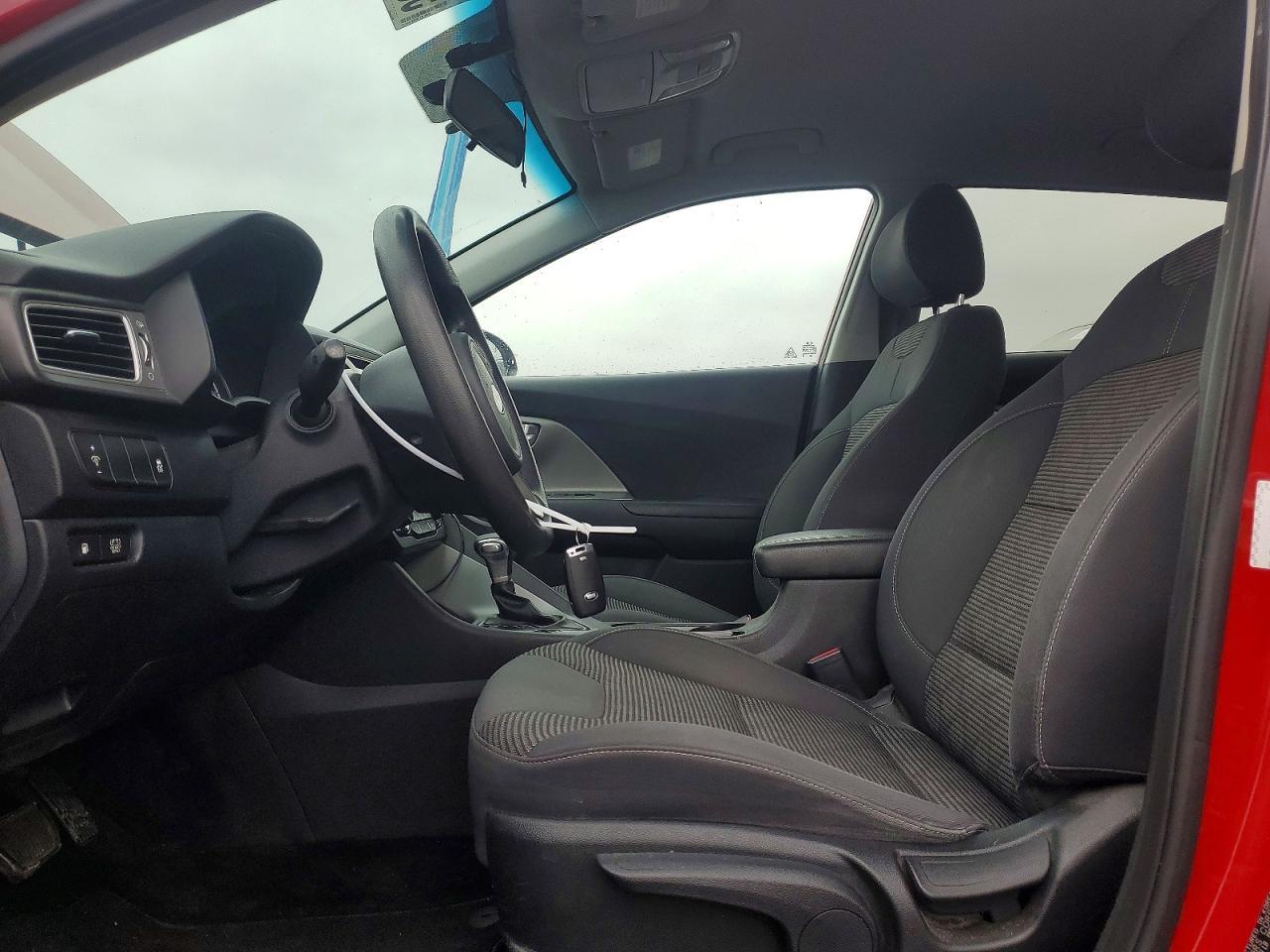 2017 Kia Niro Lx - Фото 7