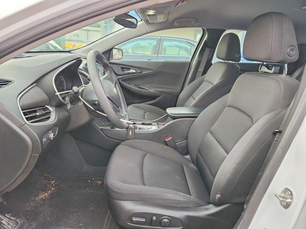 2023 Chevrolet Malibu Ls - Фото 7