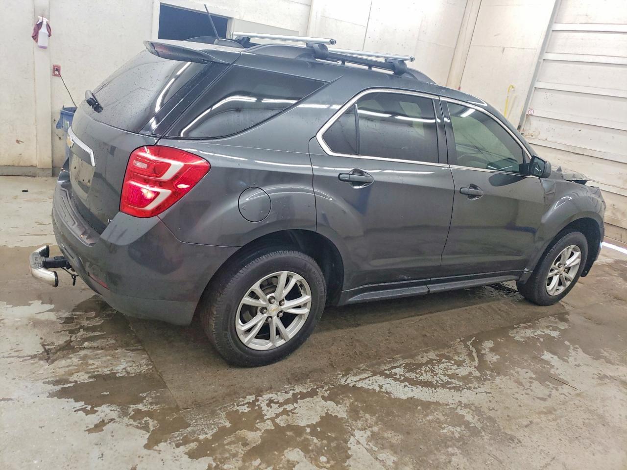 2017 Chevrolet Equinox Lt - Image 3