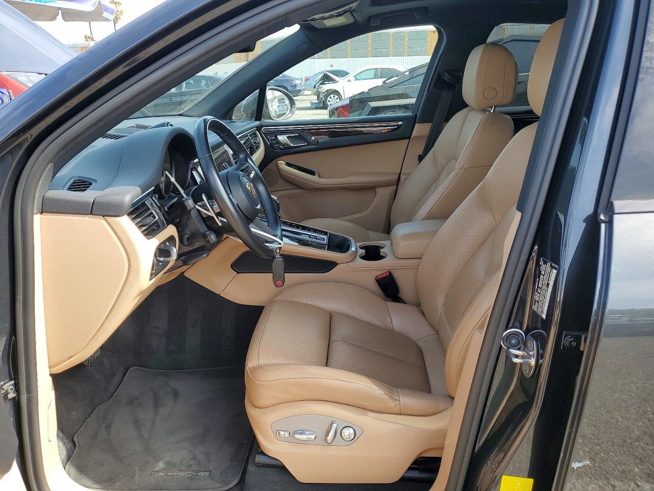 2023 Porsche Macan S - Image 7