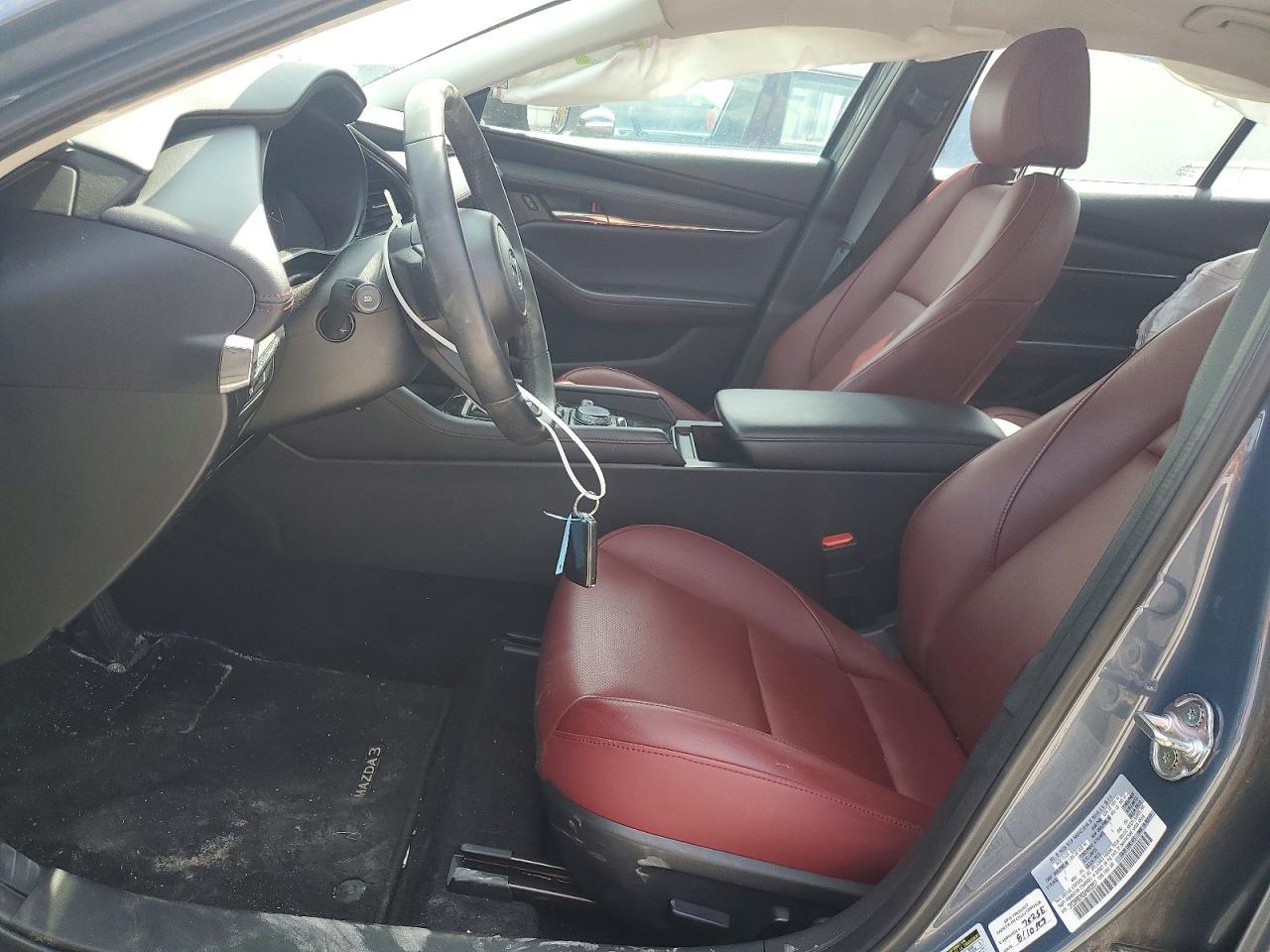 2025 Mazda 3 Preferred - Фото 7