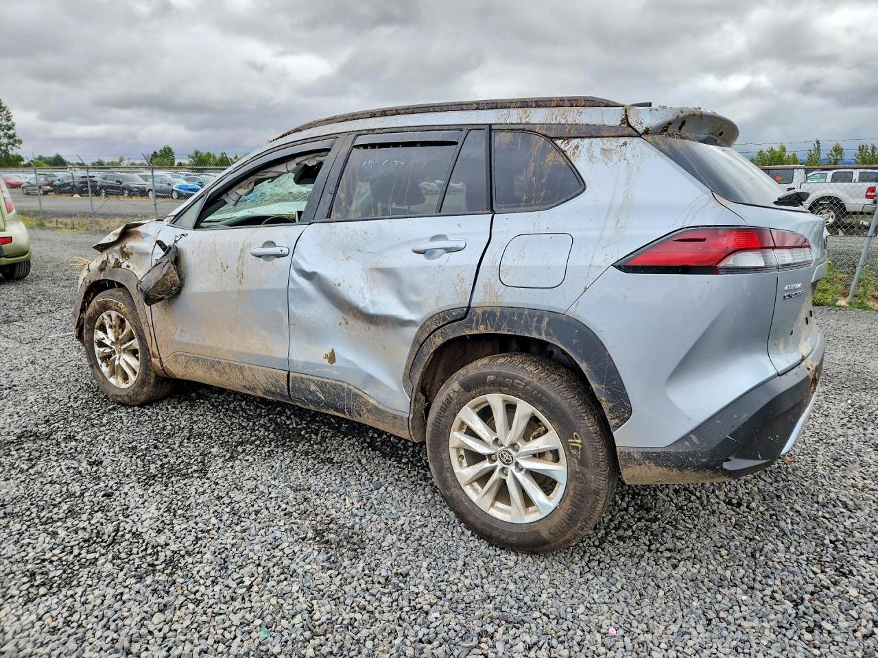2026 Toyota Corolla Cross Le - Фото 2