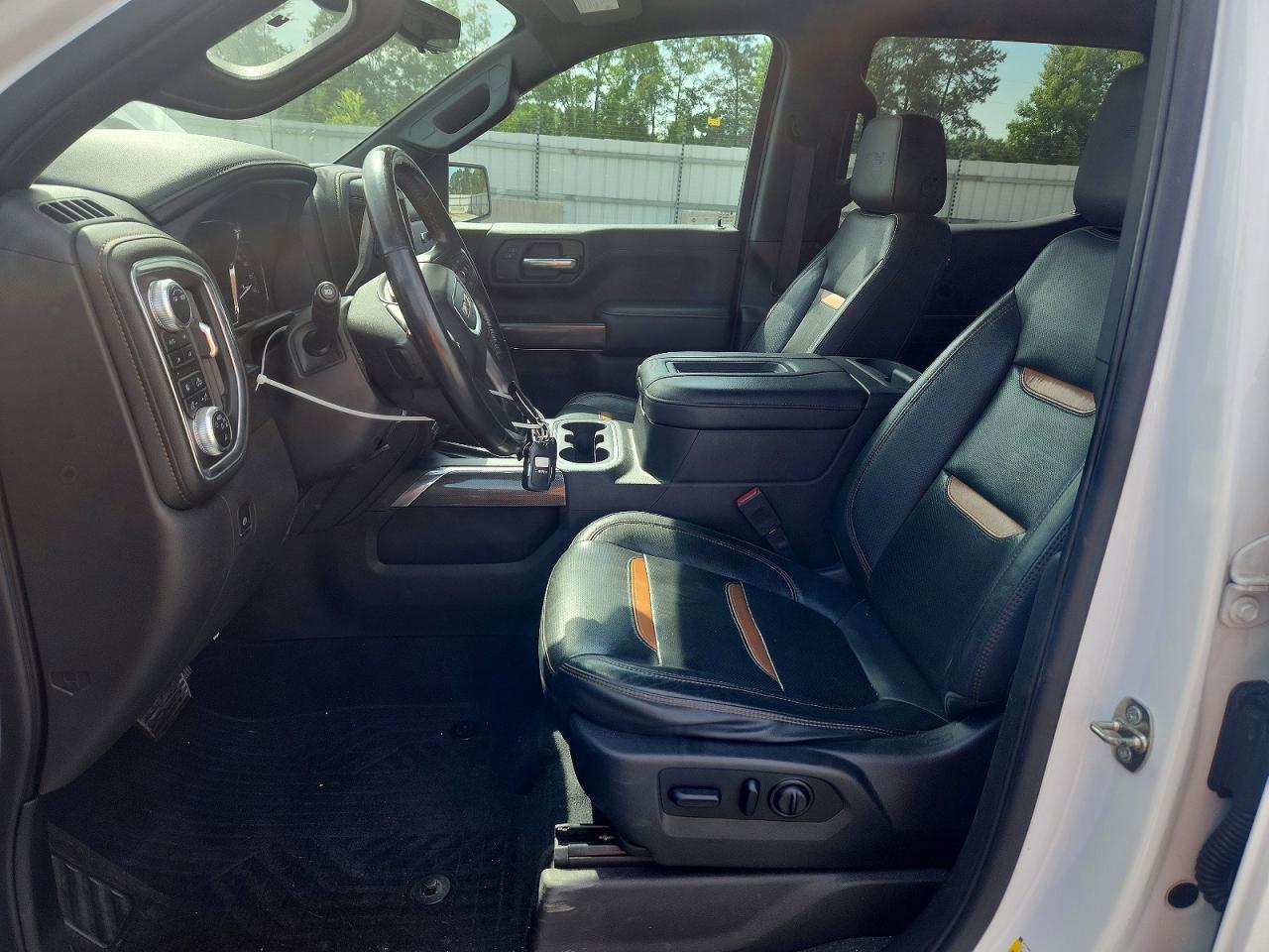 2020 GMC Sierra K1500 At4 - Фото 7